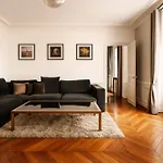 Luxurious Apartment In The Heart Of Paris 3Bdr